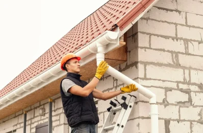Pose et remplacement de gouttières à Camlez